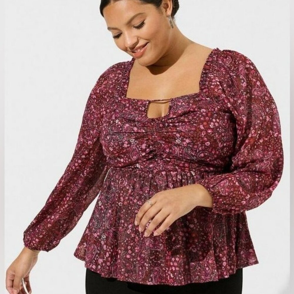 Torrid Peplum Shirred‎ Keyhole Smocked Babydoll Blouse